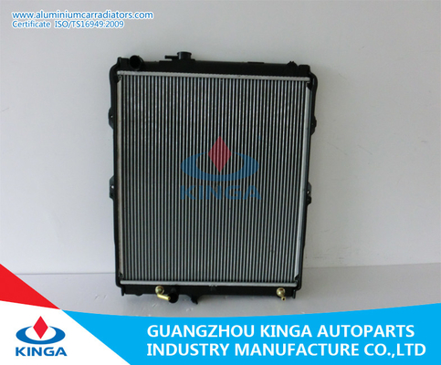 중국 Hilux Knz165r 1999년을 위한 물 Toyota 방열기 - 알루미늄 놋쇠로 만드는 Weled를 가진 - 협력 업체