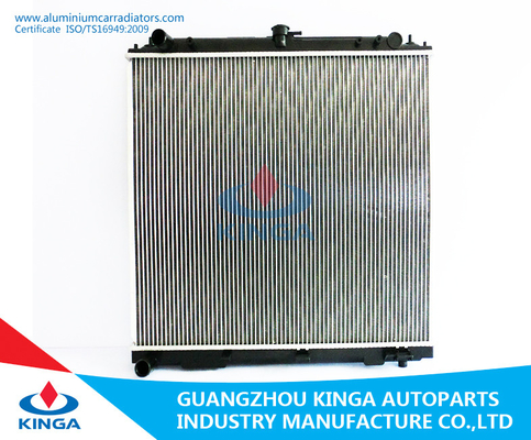 중국 XTCRRA/FRONTIER 4CYL 02-04 MT 차 냉각 방열기 OEM 21410-EA005 협력 업체