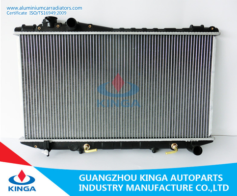 중국 89-92 Gx81 Toyota Cressida 방열기 보충 방열기 성과 협력 업체