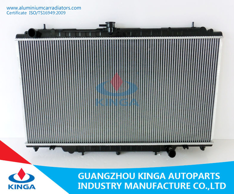중국 차 부속품 닛산 방열기 SAFARI'97-99 WGY61의 차 냉각 방열기 협력 업체