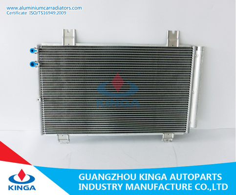 중국 OEM 88460-0N010 자동 Condensaer는 Toyota CROWN'04 GRS182를 위해 분해합니다 협력 업체
