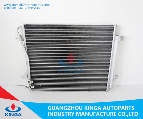 중국 OEM 3C0820411B/D/F/H Volkswangen Magotan F160를 위한 자동 차 AC 콘덴서 협력 업체