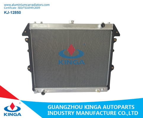 중국 직업적인 알루미늄 차 방열기는 색깔 16400-OC180/OC200/OC220 협력 업체