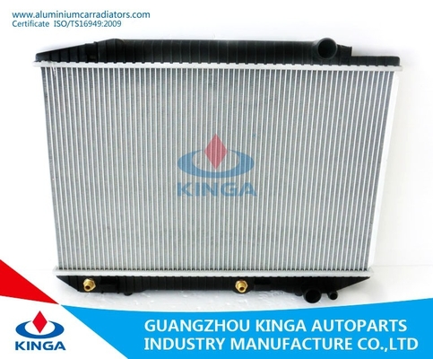 중국 PA32 알루미늄 벤츠 방열기 W126/560SE '79 - OEM 1265004803 기름 냉각기 38 * 330에 협력 업체