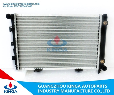 중국 벤츠 W201 /190E ' 82-93 기름 냉각기를 위한 알루미늄 차 방열기에 PA32 25 x 275 mm 협력 업체