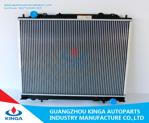 중국 장치 '94가 미츠비시 L400를 위한 냉각 효과적인 알루미늄 차 방열기에 의하여/간격을 둡니다 협력 업체
