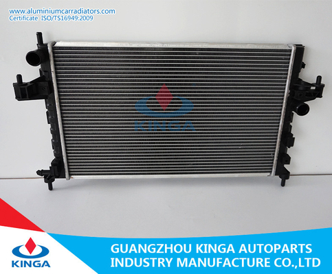 중국 CORSA C 1.7DTi'00- &amp; TIGRA B 1.3DTi'04-를 위한 자동 엔진 부품 알루미늄 차 방열기 협력 업체