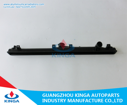 OEM BP4X-15-200A 방열기 플라스틱 탱크 MIATA/MX-5 99-04에 협력 업체