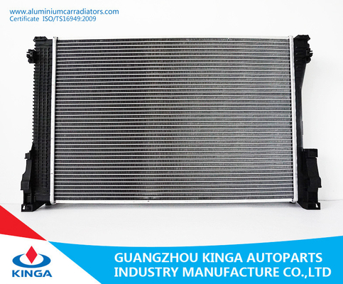 OEM 2045000403/1503/2803와 가진W212/204'09에 C 종류 W204'07-AT/E-CLASS를 위한 벤츠 방열기 협력 업체