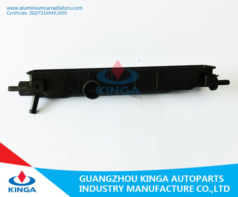 ASTRA F 91-00 MT 보충 튼튼한 탱크 OEM 1300147를 위한 방열기 플라스틱 좌 탱크 협력 업체