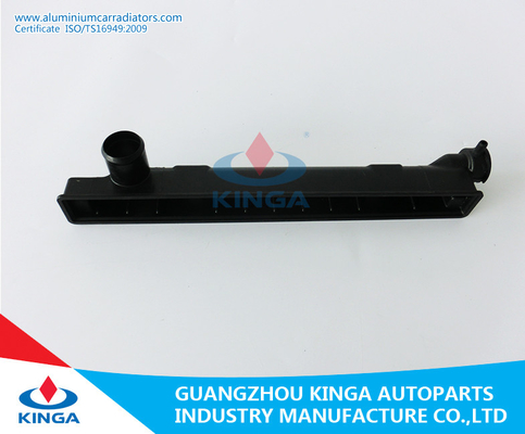 47*416MM SUBARU LEGACY/LIBERTY BF5를 위한 45199-AC250 OEM 방열기 플라스틱 탱크에 협력 업체
