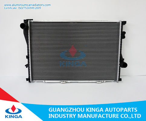 OEM 2246010 BMW 728/735/740 I'98 7E38 MT의 알루미늄 차 방열기